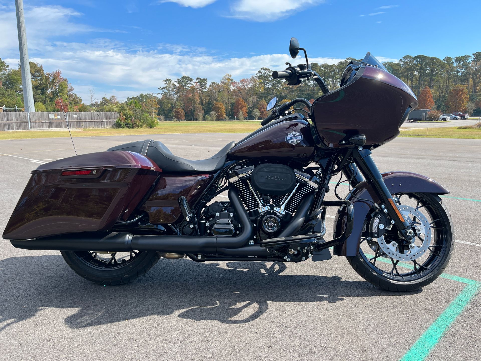 2021 Harley-Davidson Road Glide® Special in Jacksonville, North Carolina - Photo 2