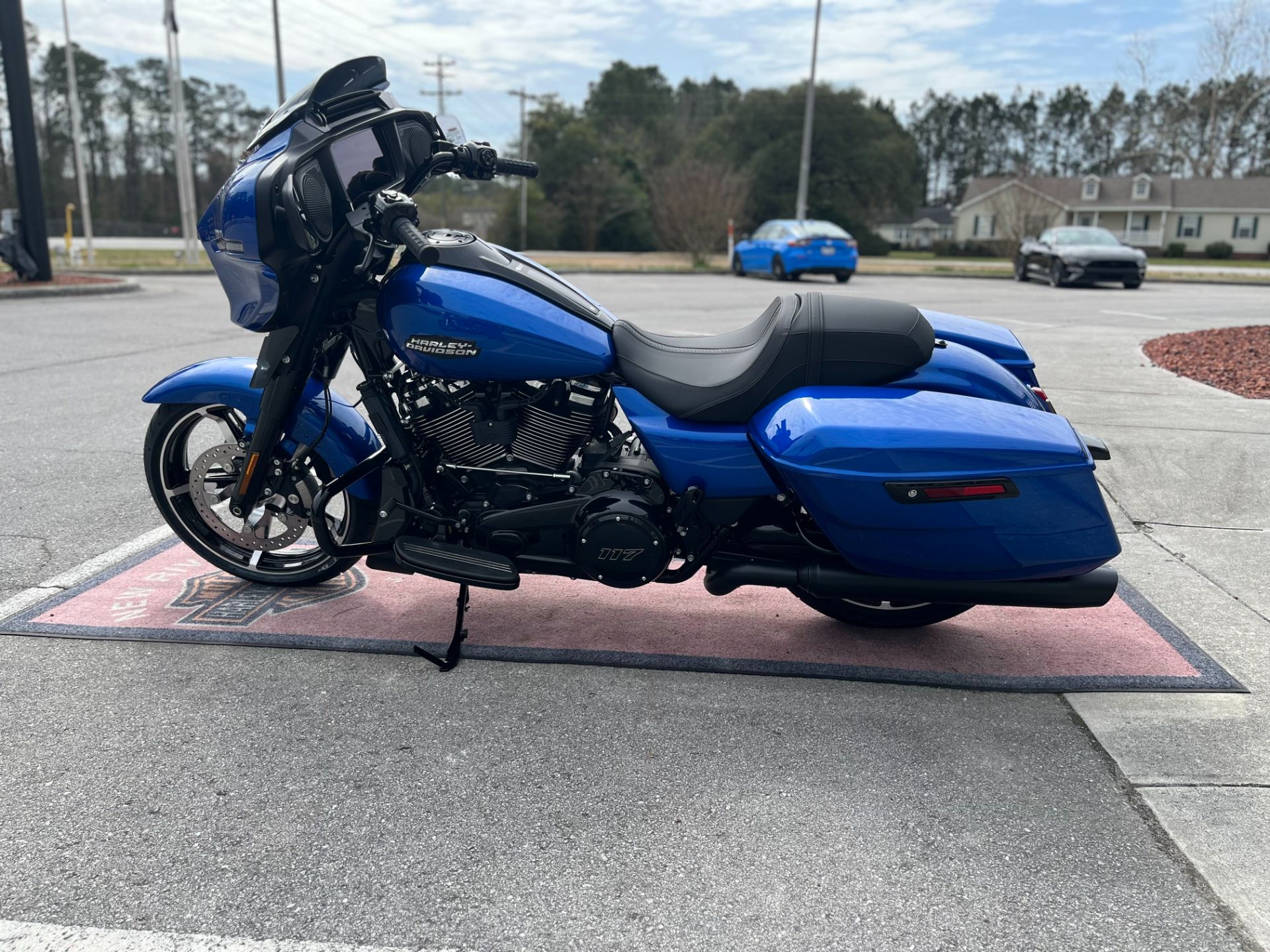 2024 Harley-Davidson Street Glide® in Jacksonville, North Carolina - Photo 2