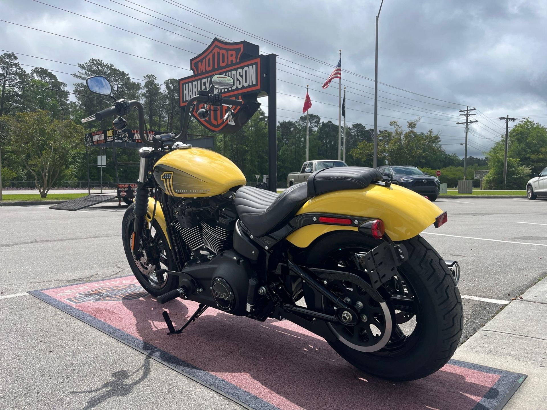2023 Harley-Davidson Street Bob® 114 in Jacksonville, North Carolina - Photo 5