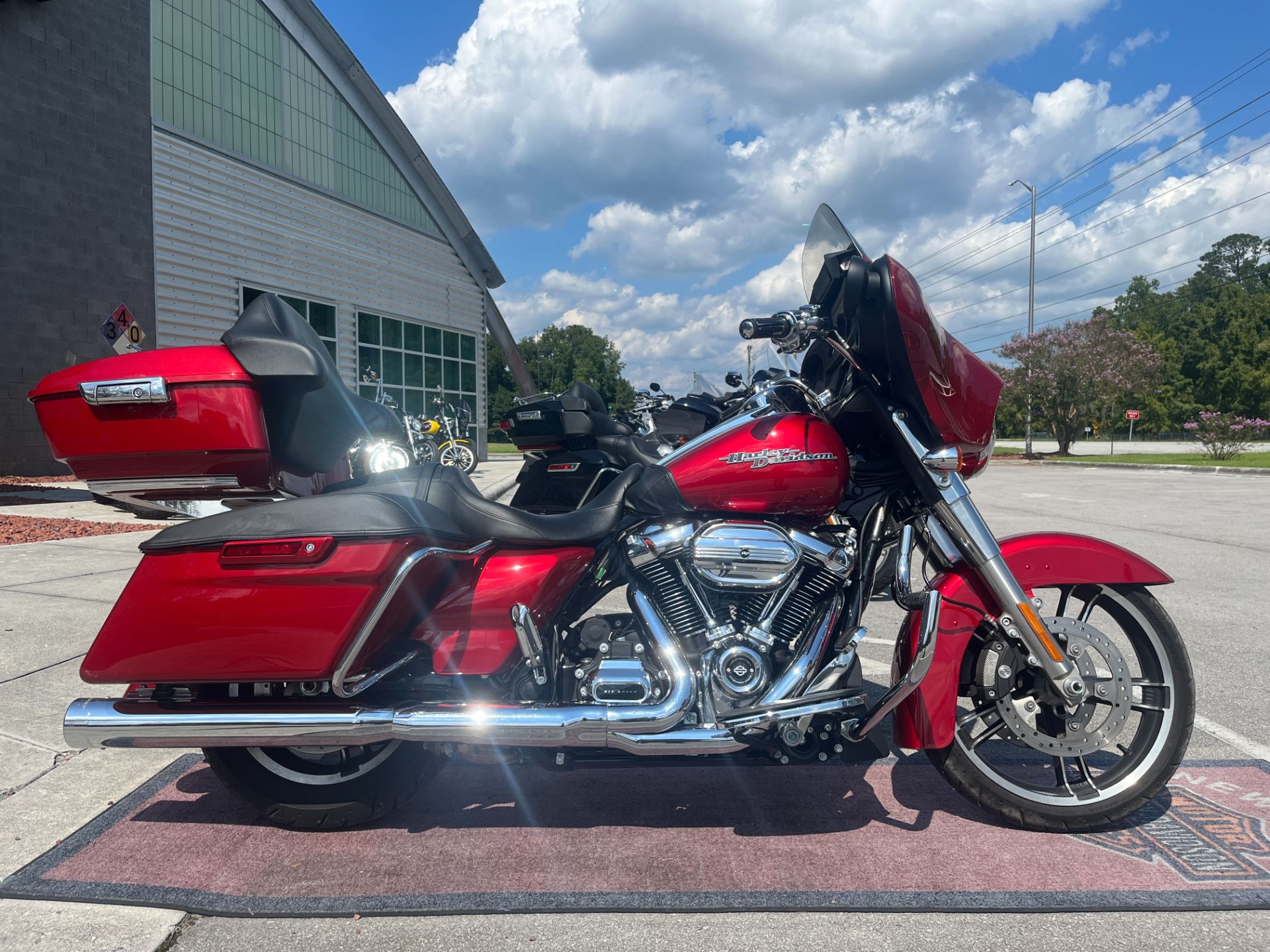 2019 Harley-Davidson Street Glide® in Jacksonville, North Carolina - Photo 1