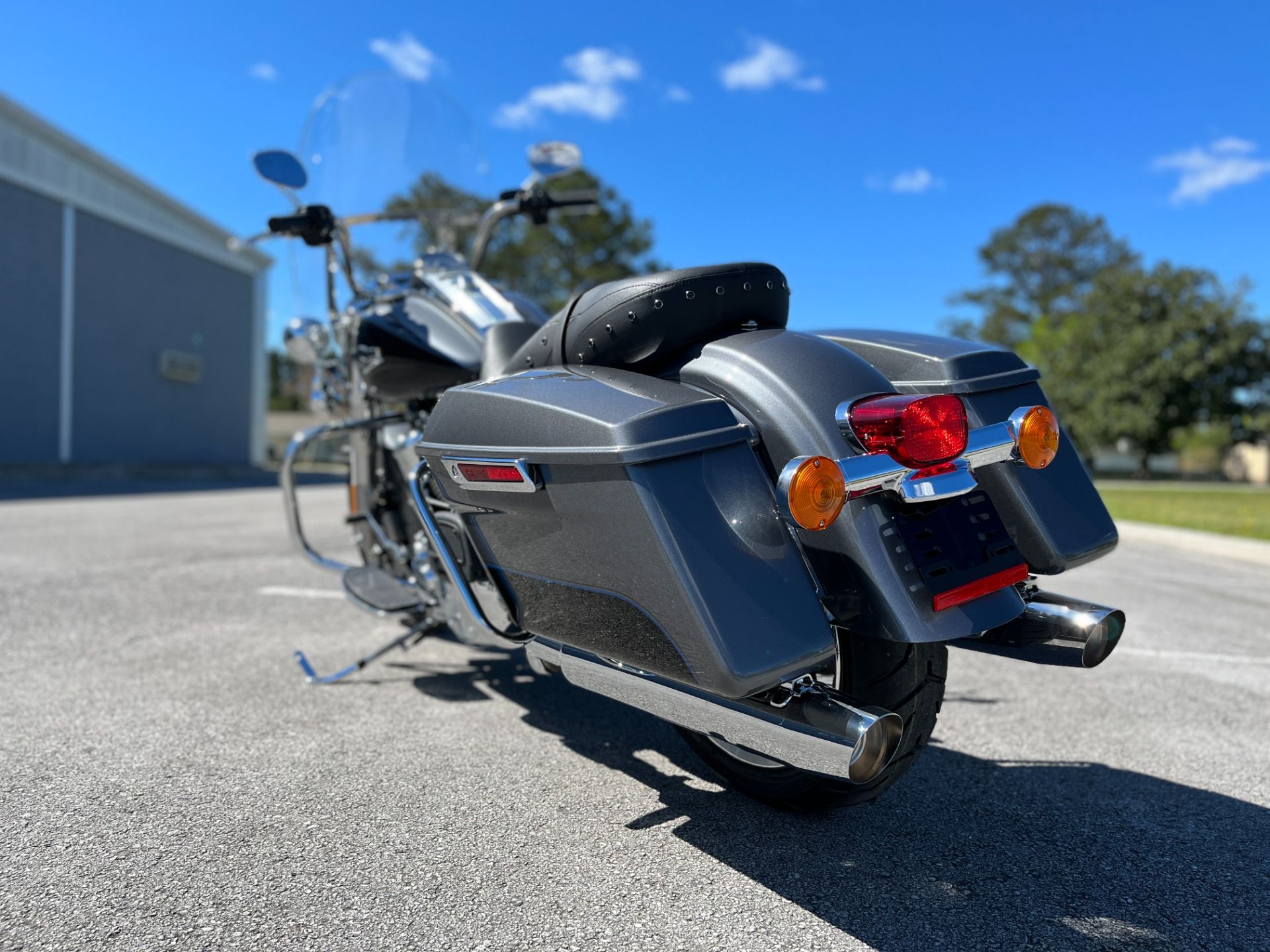 2022 Harley-Davidson Road King® in Jacksonville, North Carolina - Photo 8