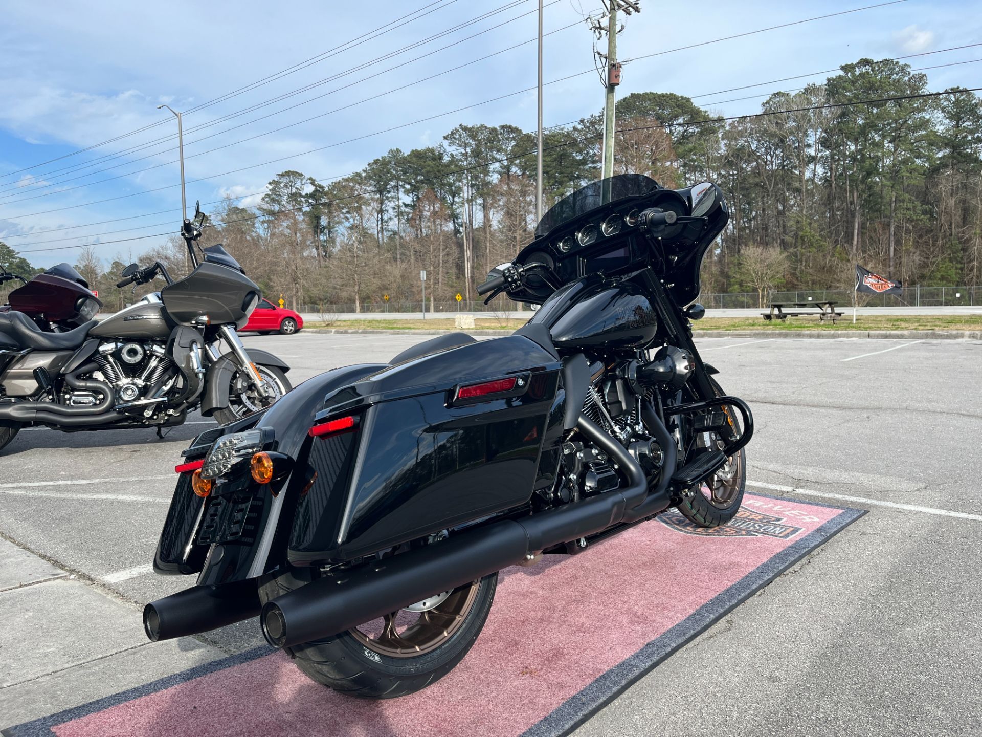 2023 Harley-Davidson Street Glide® ST in Jacksonville, North Carolina - Photo 6