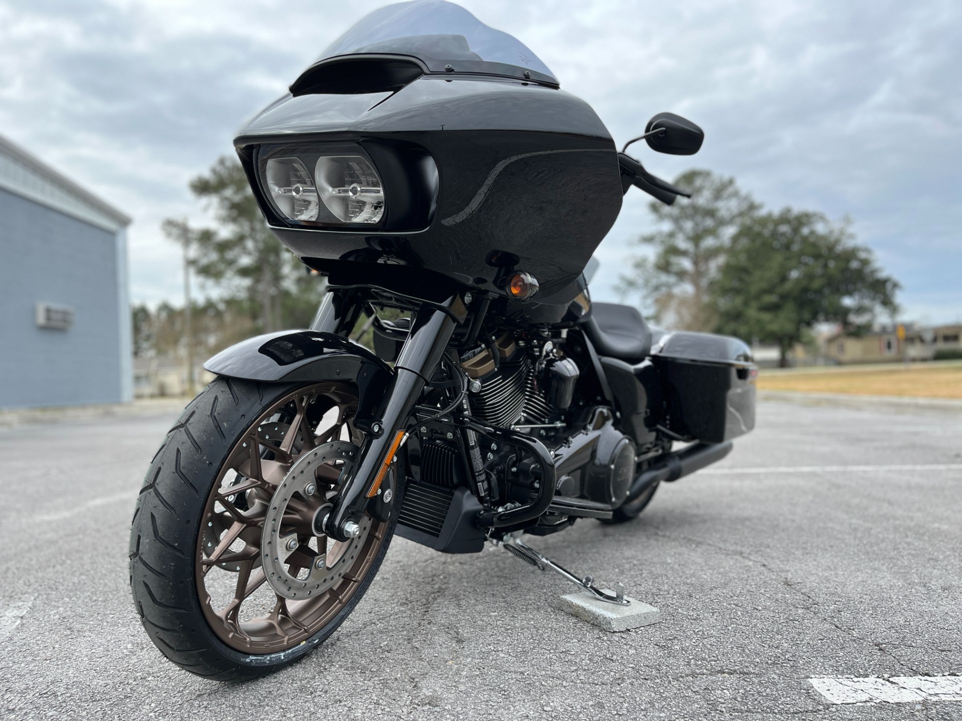 2022 Harley-Davidson Road Glide® ST in Jacksonville, North Carolina - Photo 7