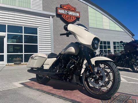 2023 Harley-Davidson Street Glide® ST in Jacksonville, North Carolina - Photo 4