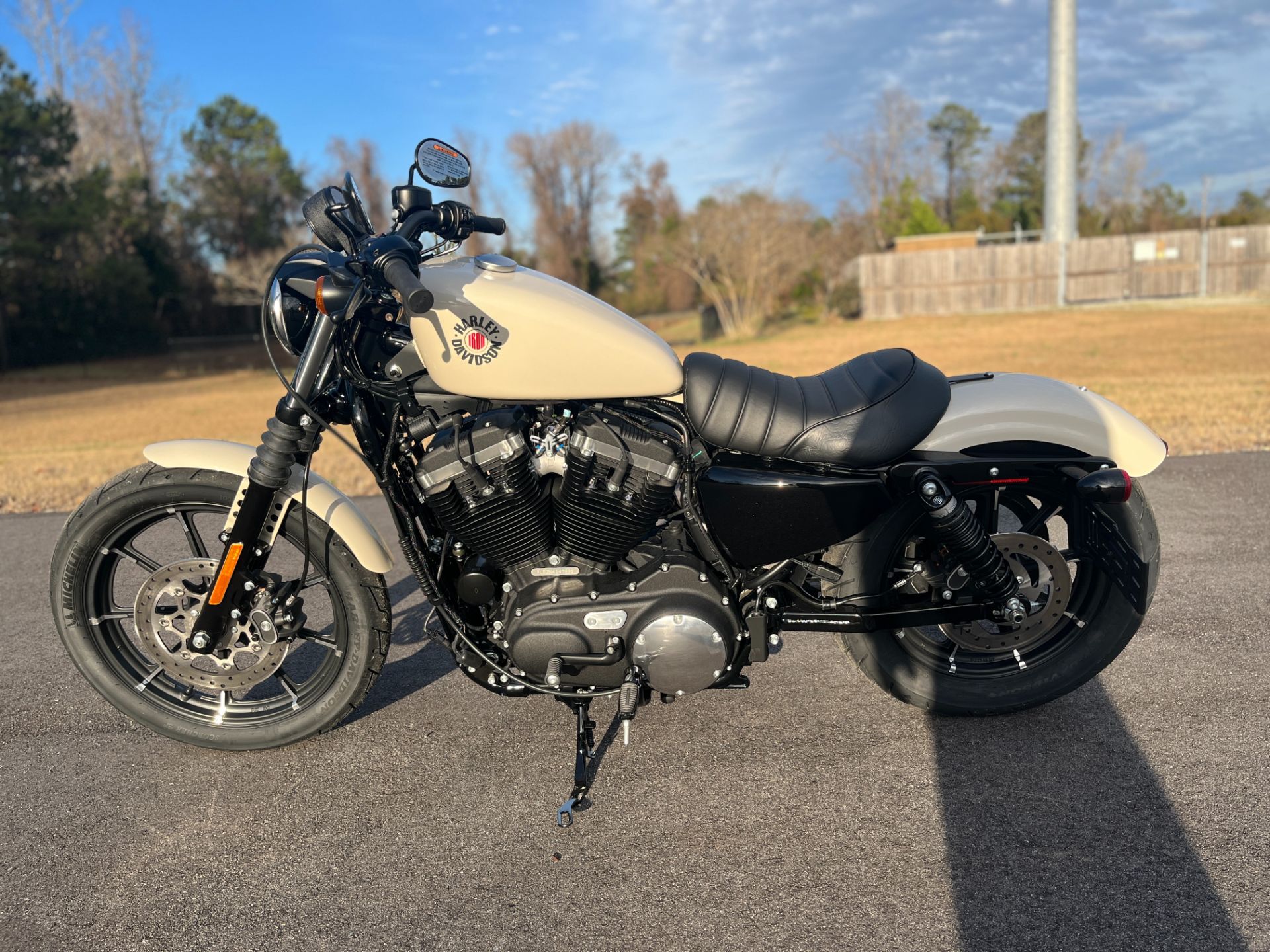 2022 Harley-Davidson Iron 883™ in Jacksonville, North Carolina - Photo 1