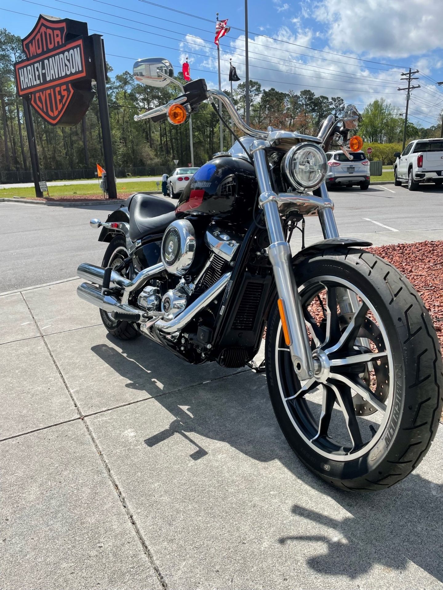 2020 Harley-Davidson Low Rider® in Jacksonville, North Carolina - Photo 2