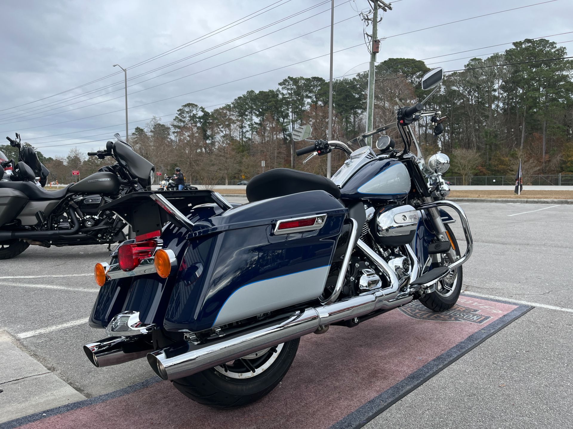 2023 Harley-Davidson ROAD KING in Jacksonville, North Carolina - Photo 5