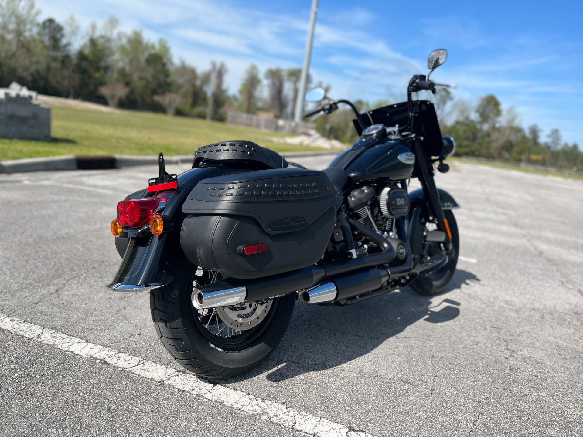 2022 Harley-Davidson Heritage Classic 114 in Jacksonville, North Carolina - Photo 3