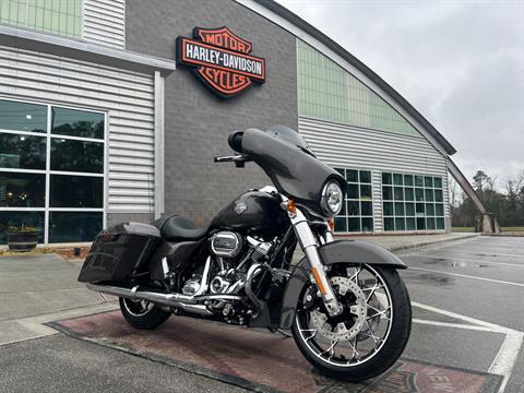 2023 Harley-Davidson Street Glide® Special in Jacksonville, North Carolina - Photo 4