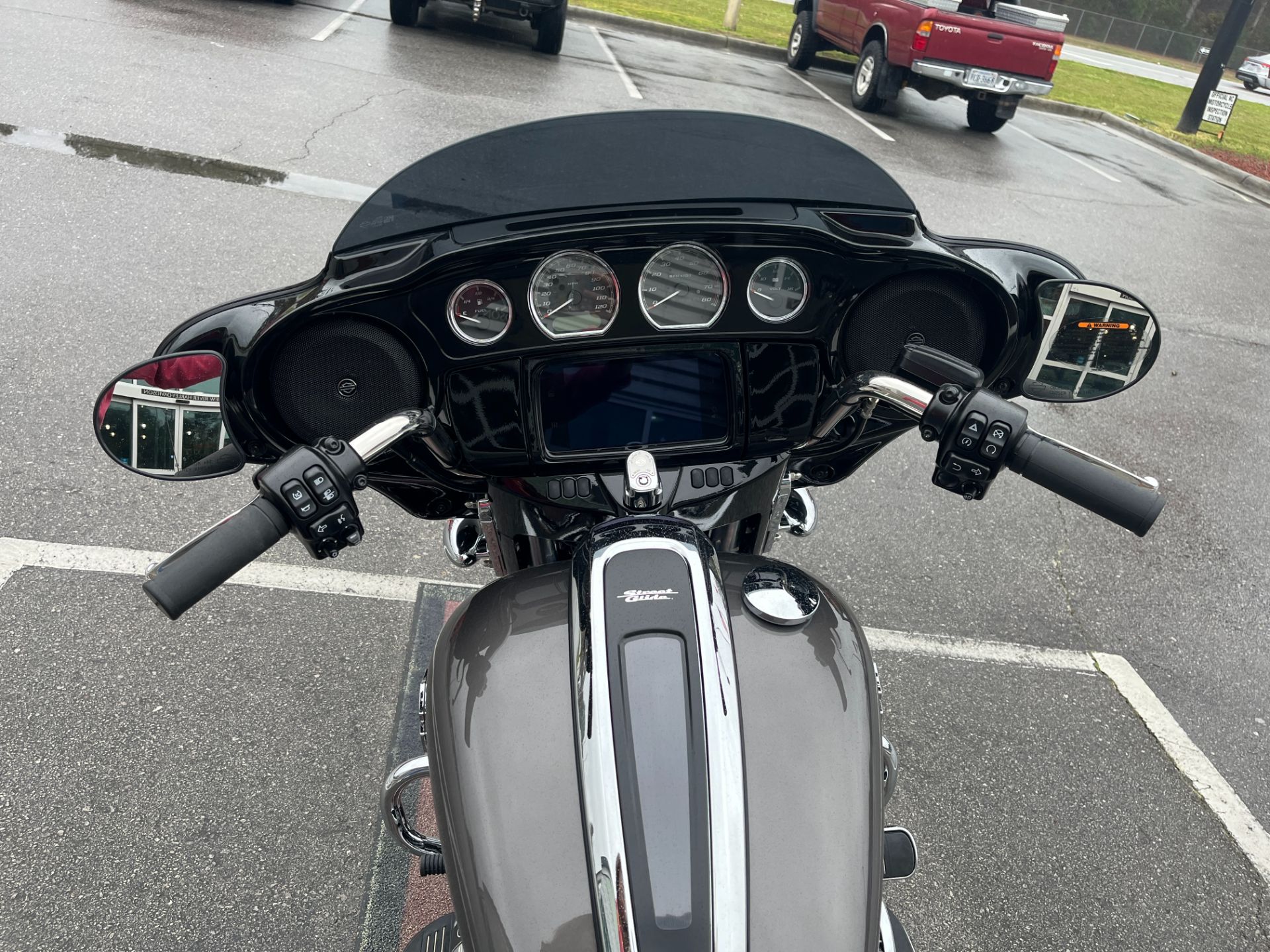 2023 Harley-Davidson Street Glide® Special in Jacksonville, North Carolina - Photo 10