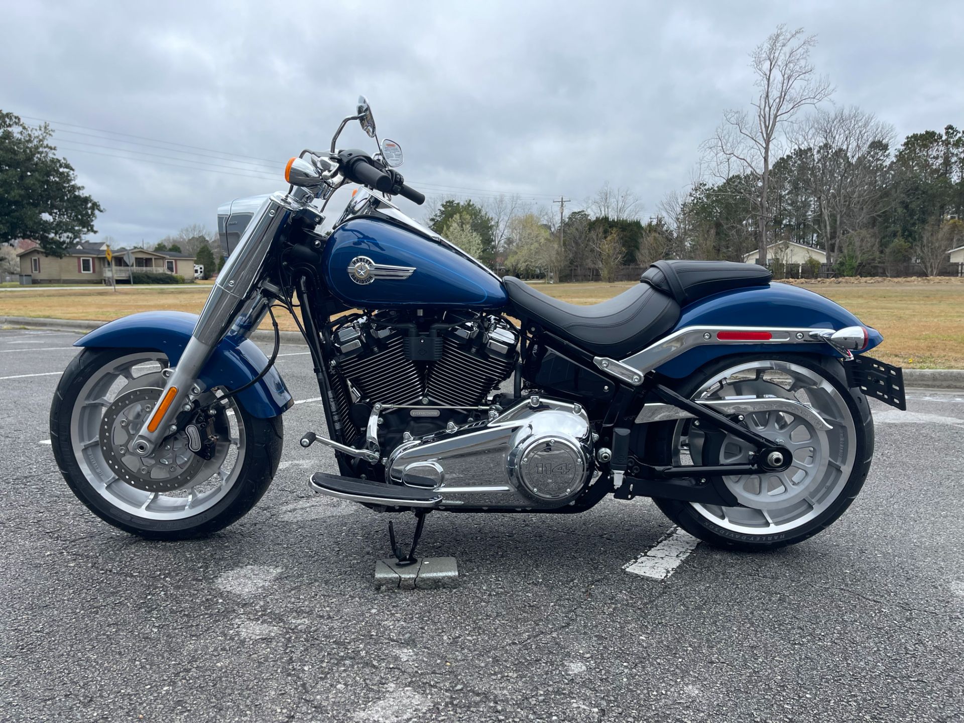 2022 Harley-Davidson Fat Boy® 114 in Jacksonville, North Carolina - Photo 2