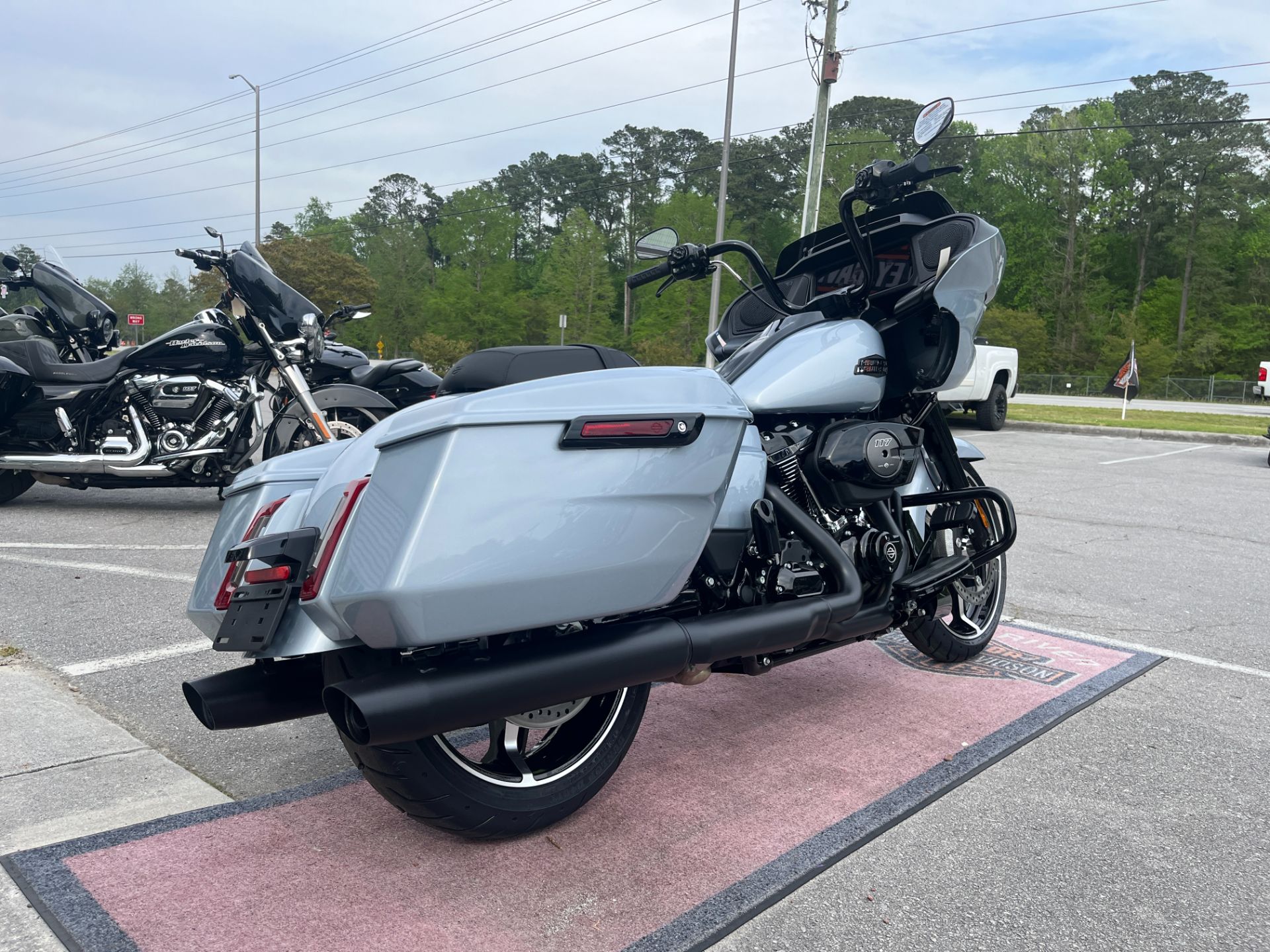 2024 Harley-Davidson Road Glide® in Jacksonville, North Carolina - Photo 5