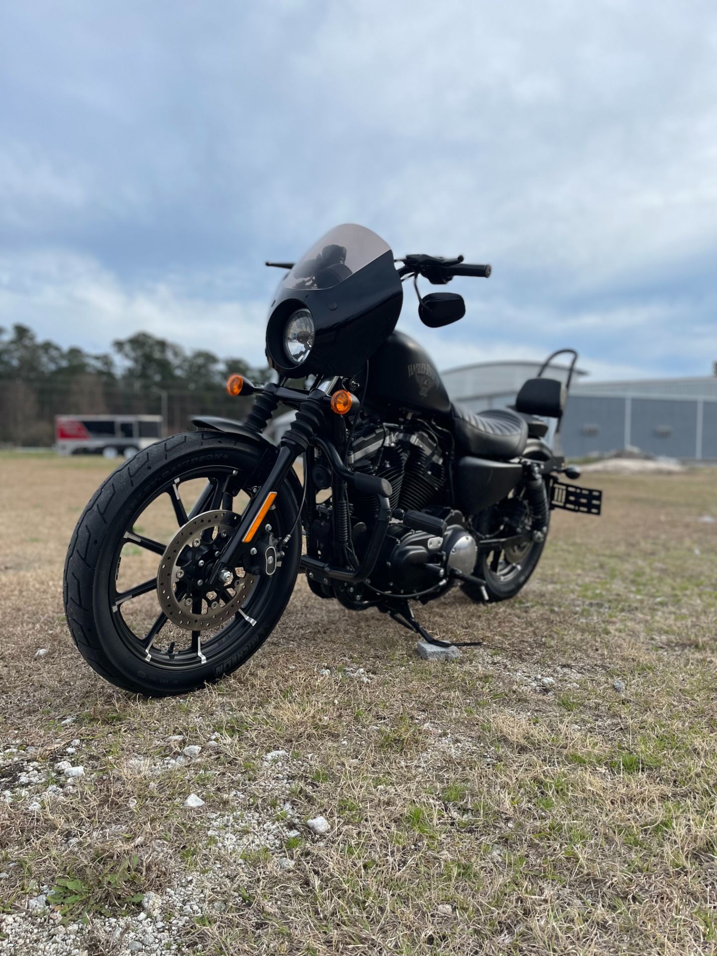 2017 Harley-Davidson Sportster® Iron 883™ in Jacksonville, North Carolina - Photo 6
