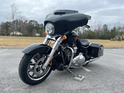2022 Harley-Davidson Electra Glide® Standard in Jacksonville, North Carolina - Photo 9