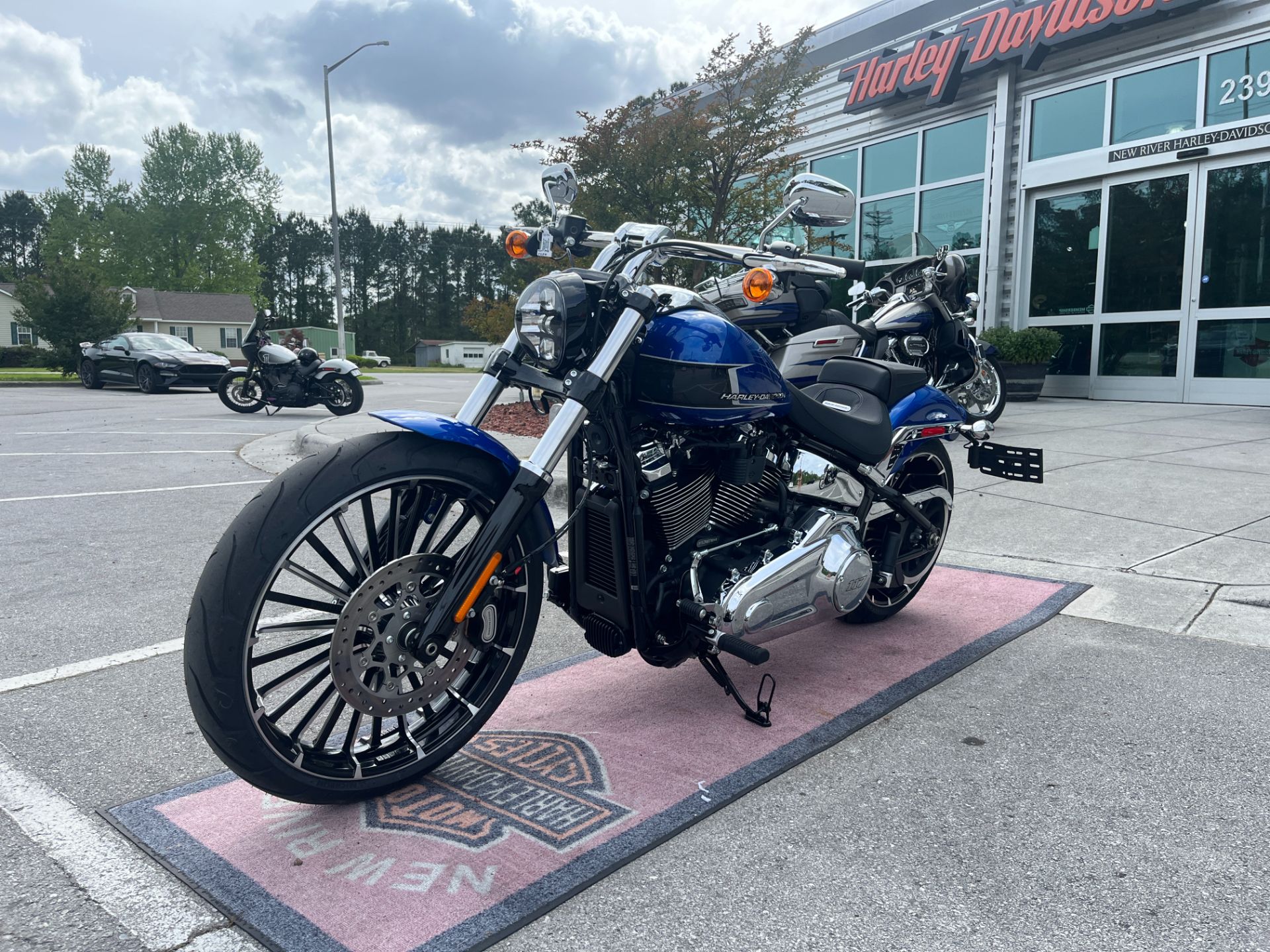 2024 Harley-Davidson Breakout® in Jacksonville, North Carolina - Photo 3