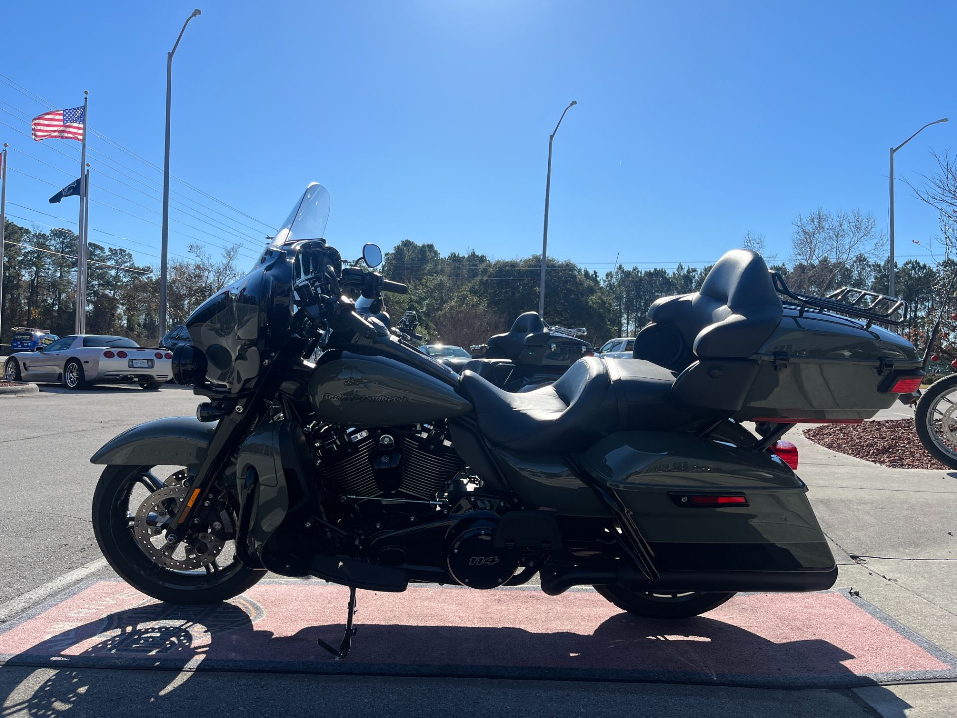 2021 Harley-Davidson Ultra Limited in Jacksonville, North Carolina - Photo 2
