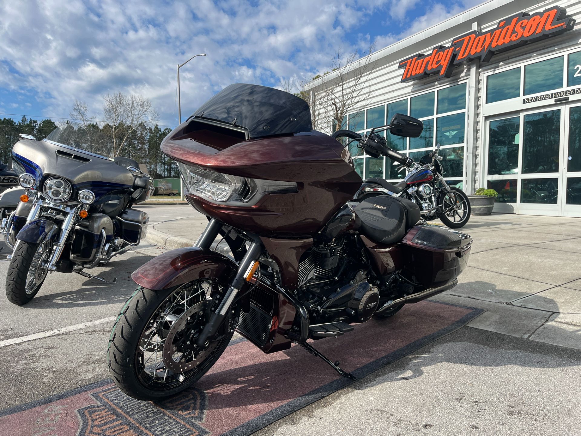 2024 Harley-Davidson CVO™ Road Glide® in Jacksonville, North Carolina - Photo 3