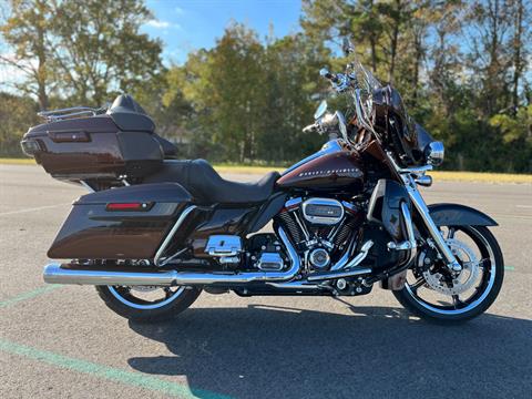2019 Harley-Davidson CVO™ Limited in Jacksonville, North Carolina - Photo 1