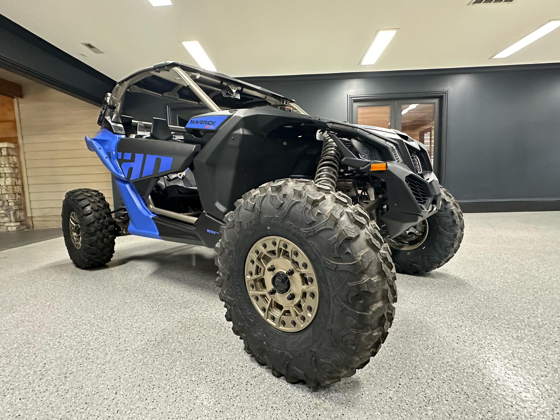 2024 Can-Am Maverick X3 X RS Turbo RR with Smart-Shox in Iron Station, North Carolina - Photo 6