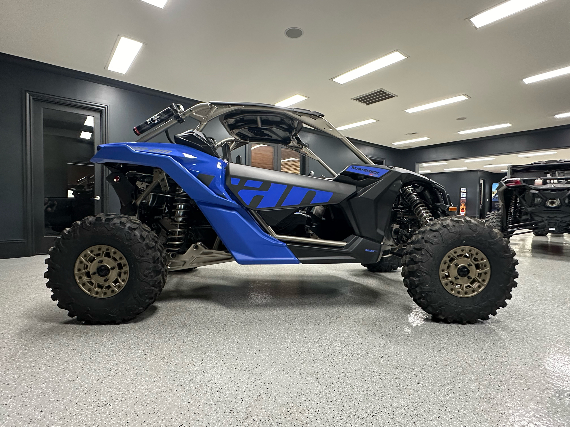 2024 Can-Am Maverick X3 X RS Turbo RR with Smart-Shox in Iron Station, North Carolina - Photo 4