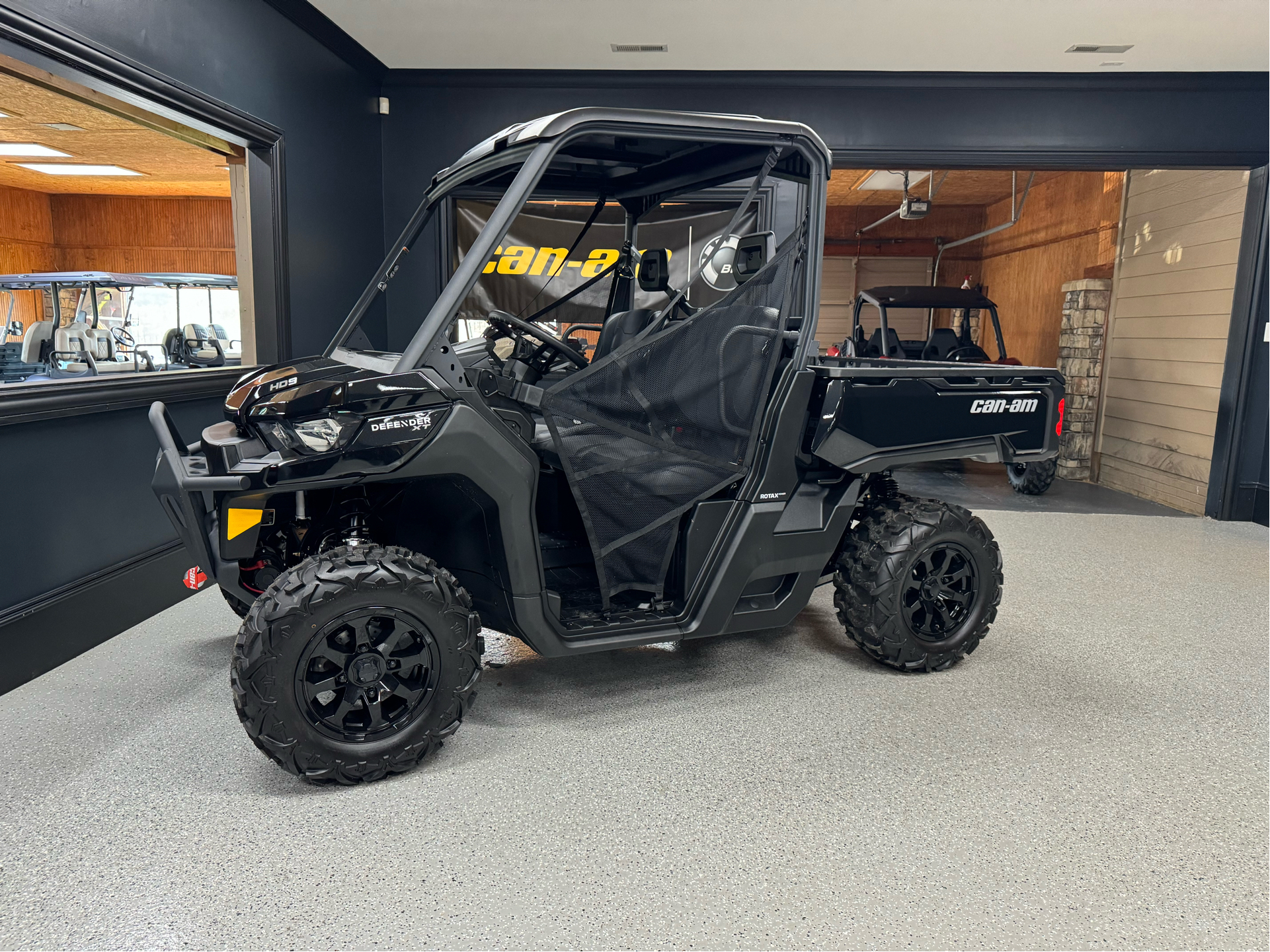 2024 Can-Am Defender XT HD9 in Iron Station, North Carolina - Photo 1