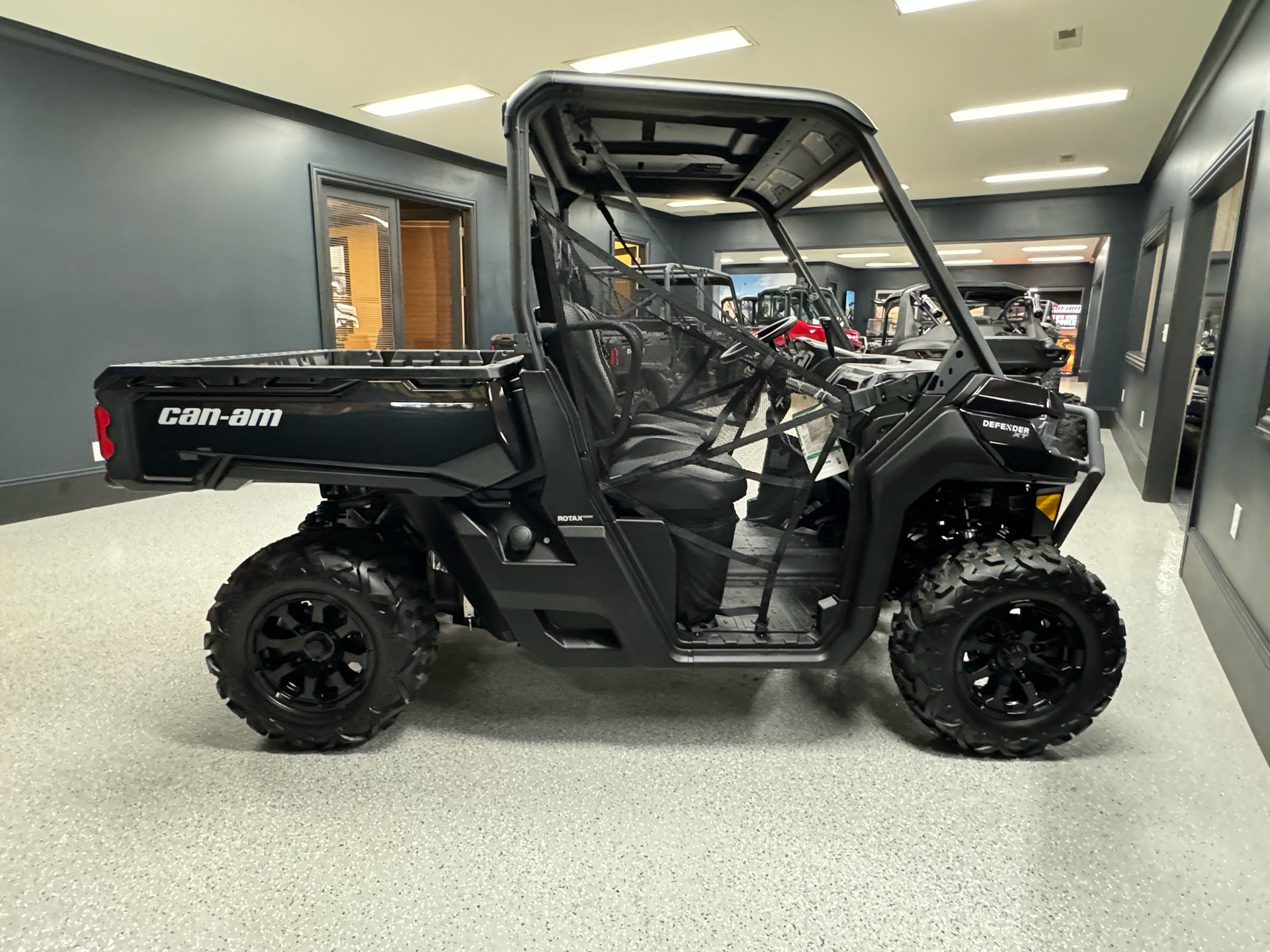 2024 Can-Am Defender XT HD9 in Iron Station, North Carolina - Photo 4