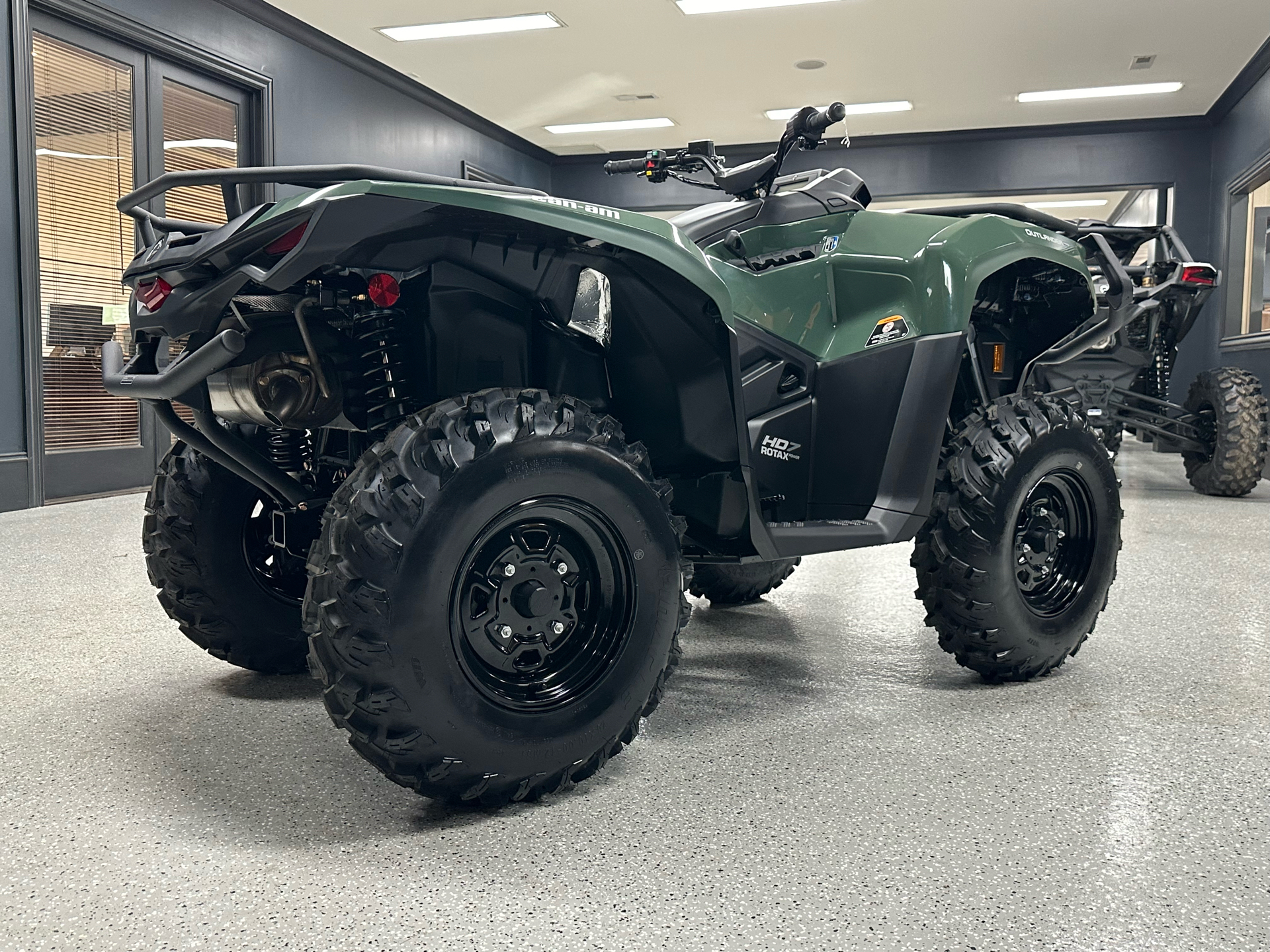 2024 Can-Am Outlander PRO HD7 in Iron Station, North Carolina - Photo 5