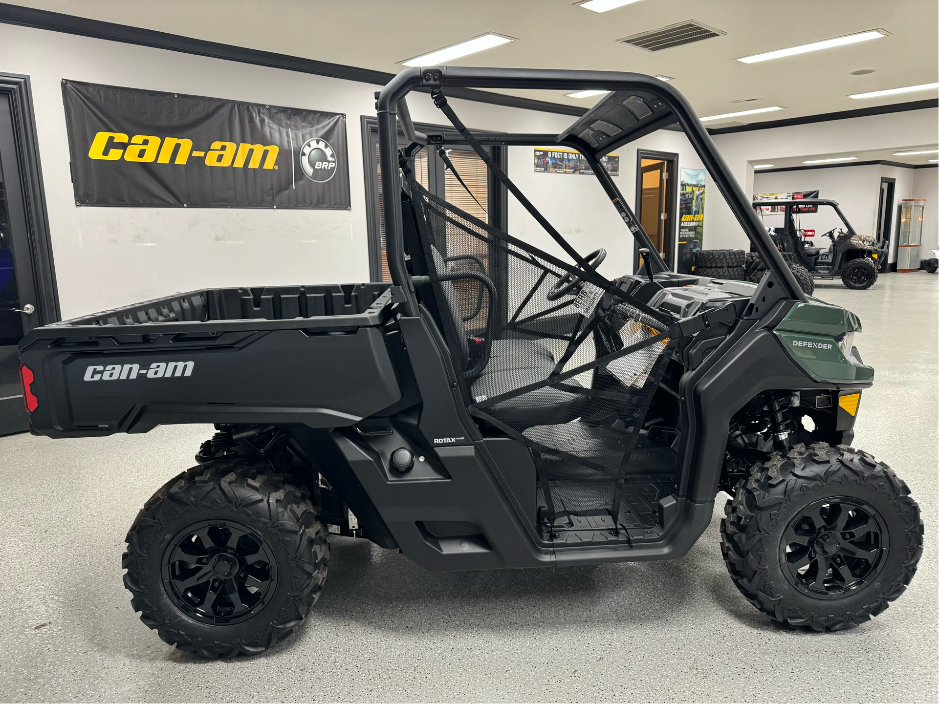2024 Can-Am Defender DPS HD9 in Iron Station, North Carolina - Photo 7