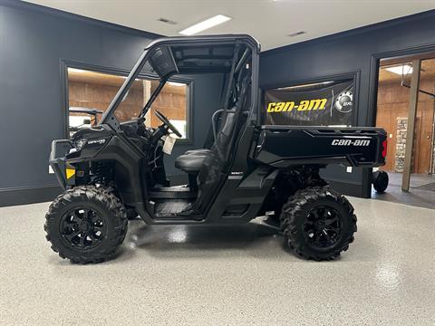 2024 Can-Am Defender XT HD10 in Iron Station, North Carolina - Photo 2