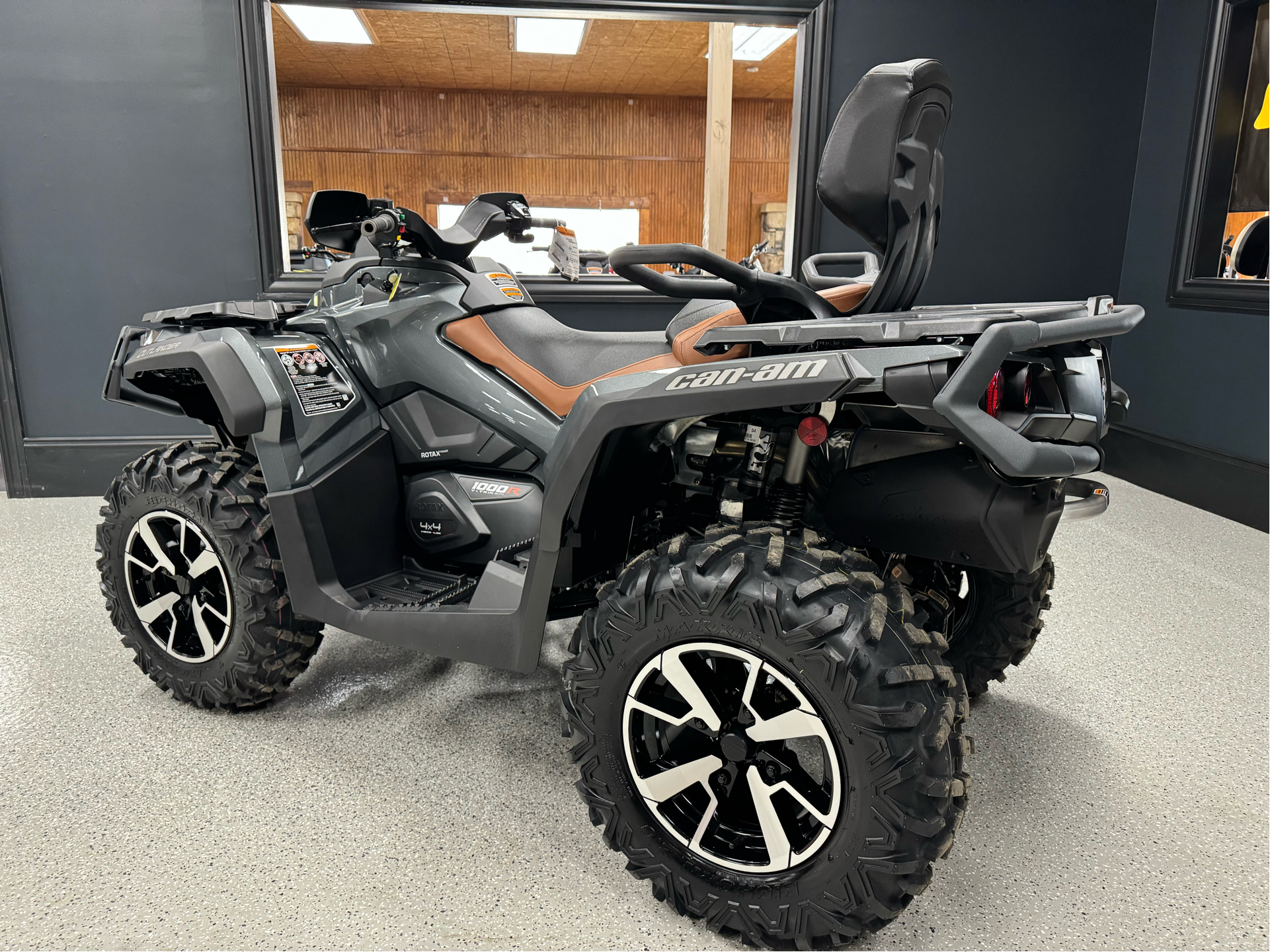 2024 Can-Am Outlander MAX Limited 1000R in Iron Station, North Carolina - Photo 3