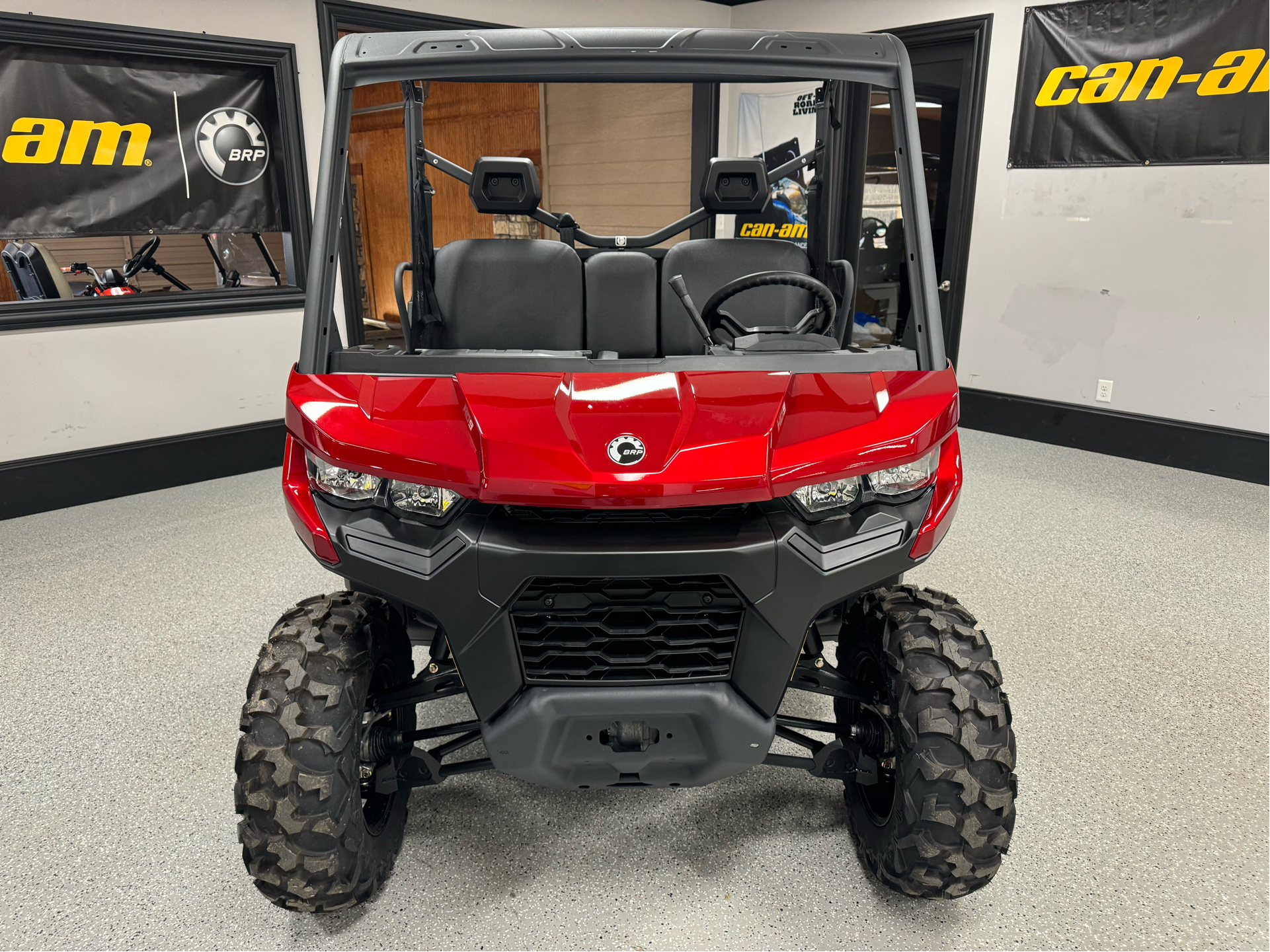 2024 Can-Am Defender DPS HD9 in Iron Station, North Carolina - Photo 6