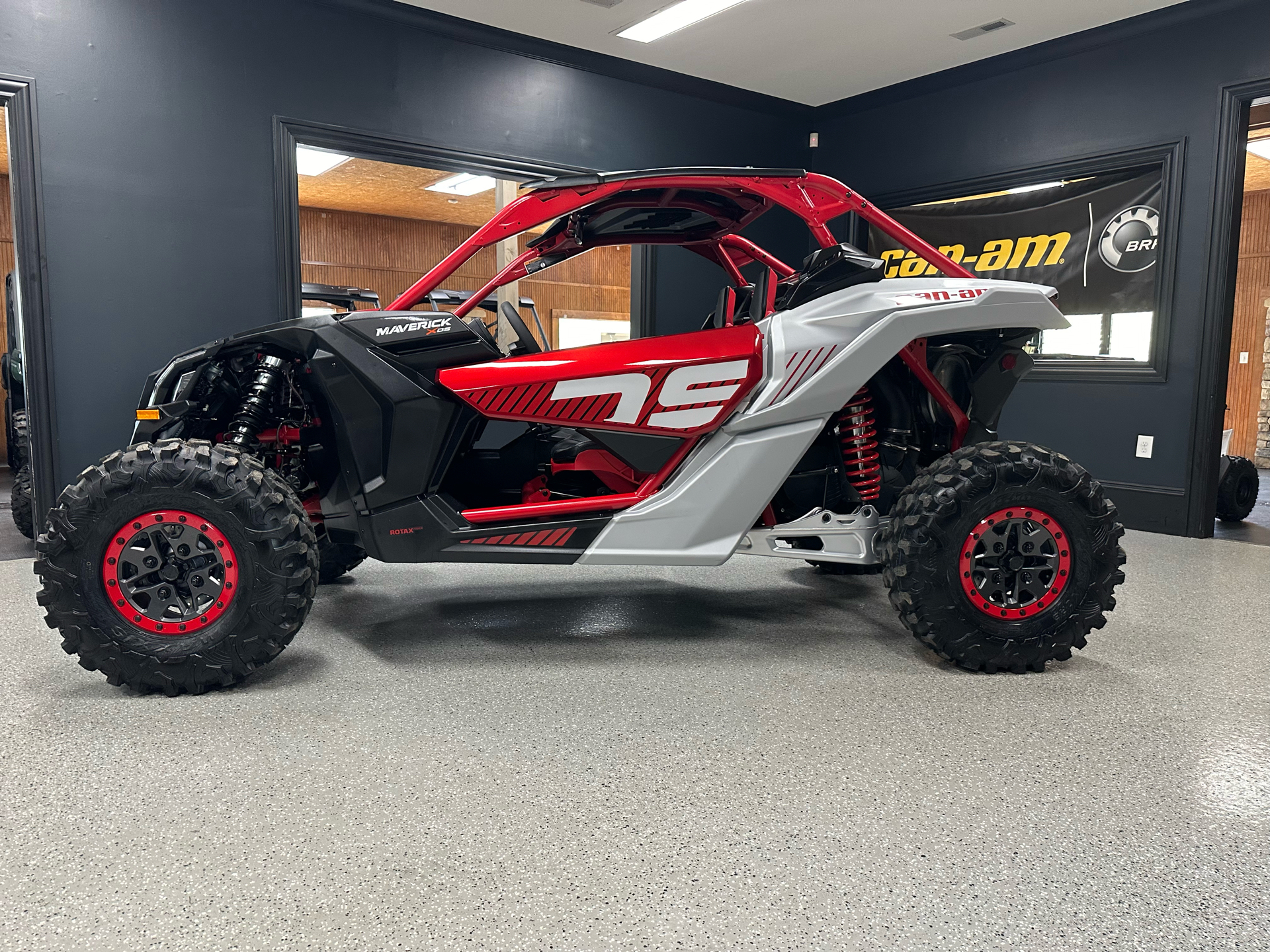 2024 Can-Am Maverick X3 X DS Turbo RR in Iron Station, North Carolina - Photo 2