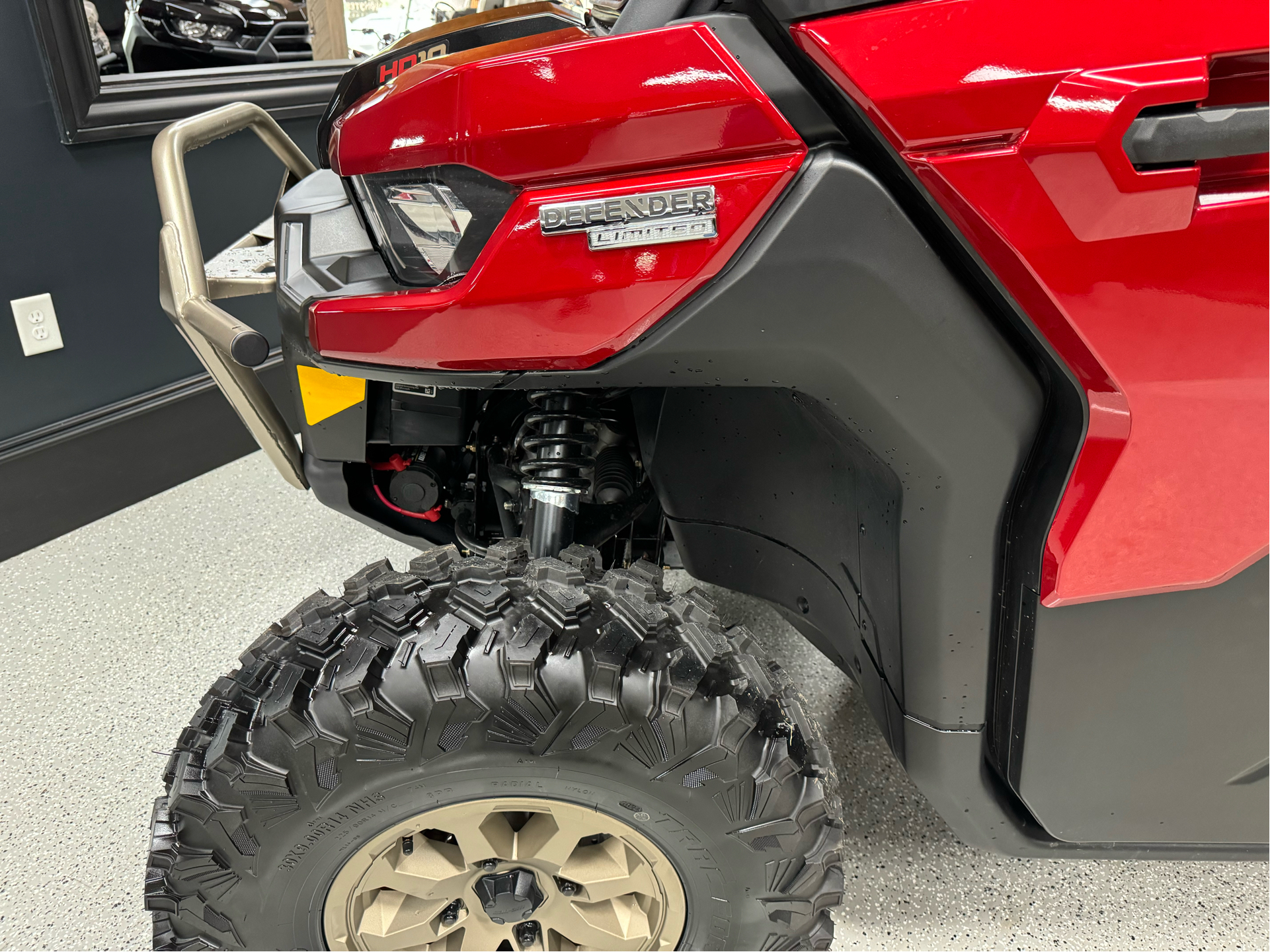 2024 Can-Am Defender Limited in Iron Station, North Carolina - Photo 10