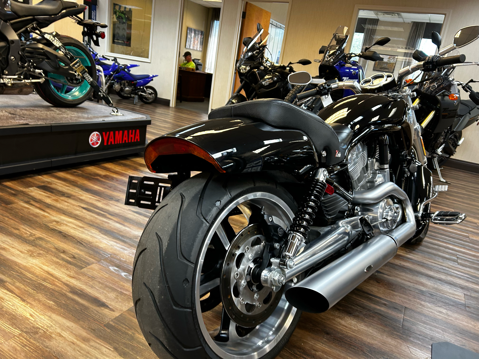 2013 Harley-Davidson V-Rod Muscle® in Statesville, North Carolina - Photo 5