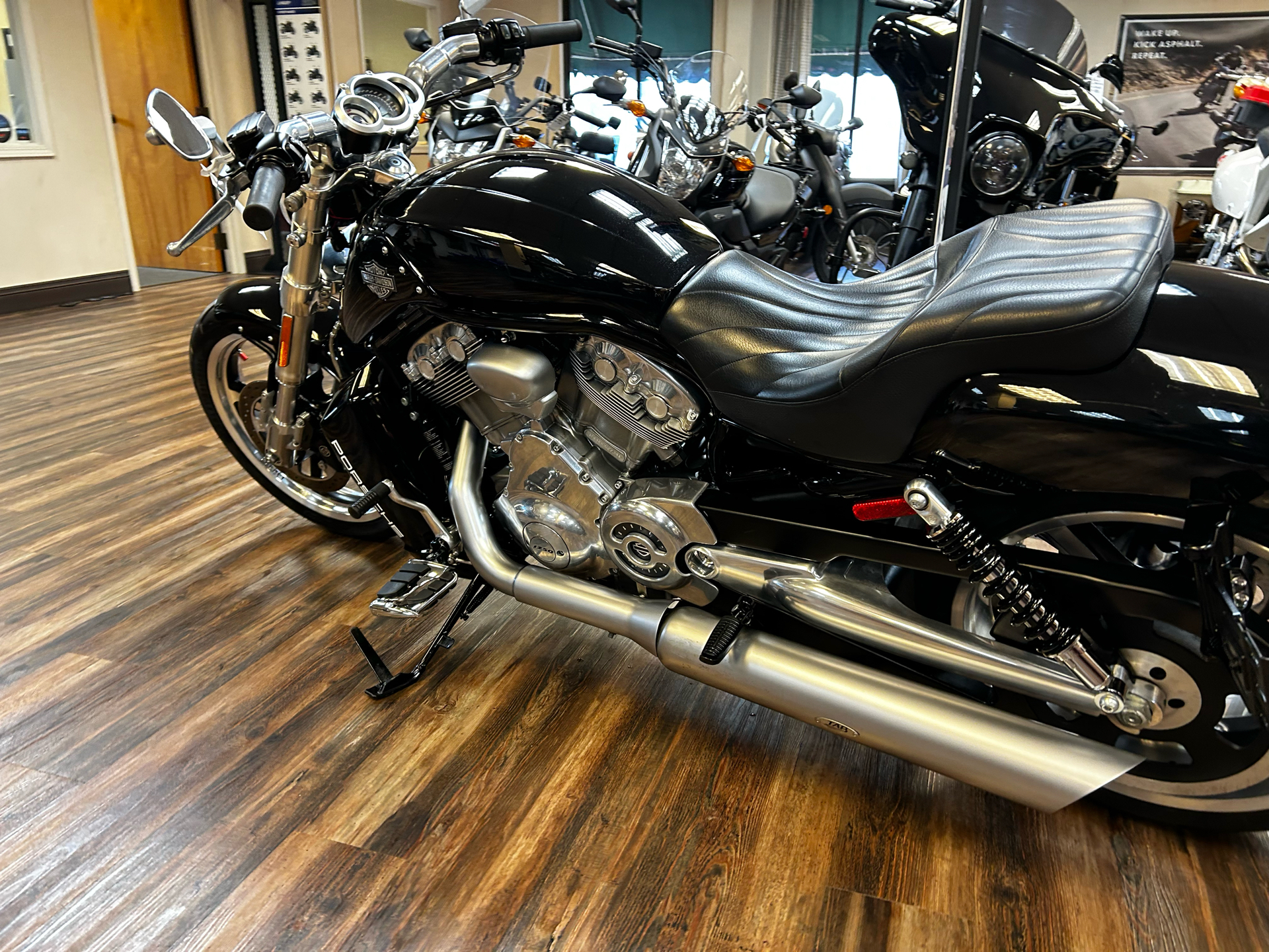 2013 Harley-Davidson V-Rod Muscle® in Statesville, North Carolina - Photo 7