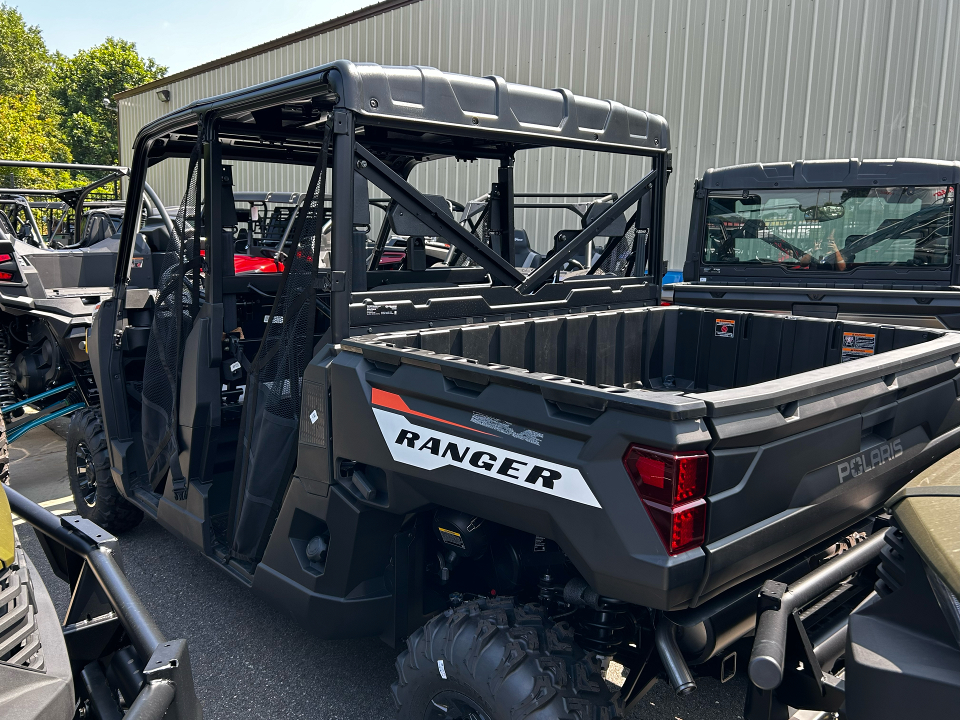 2025 Polaris Ranger Crew 1000 Premium in Statesville, North Carolina - Photo 2