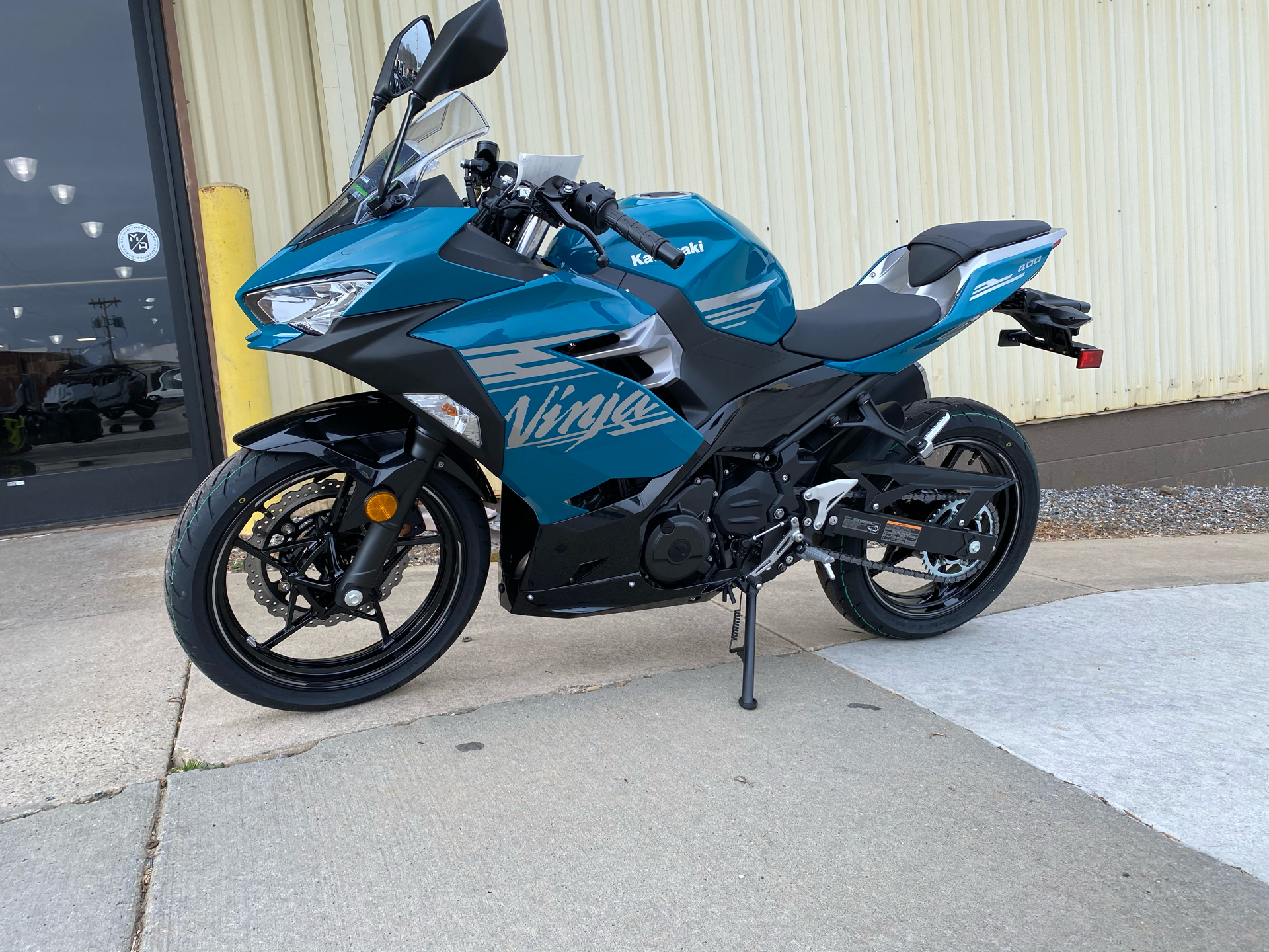 gennembore Sæt ud Overskyet New 2021 Kawasaki Ninja 400 Motorcycles in Statesville, NC | Stock Number:  AA6812 - greatwesternmotorcycles.com