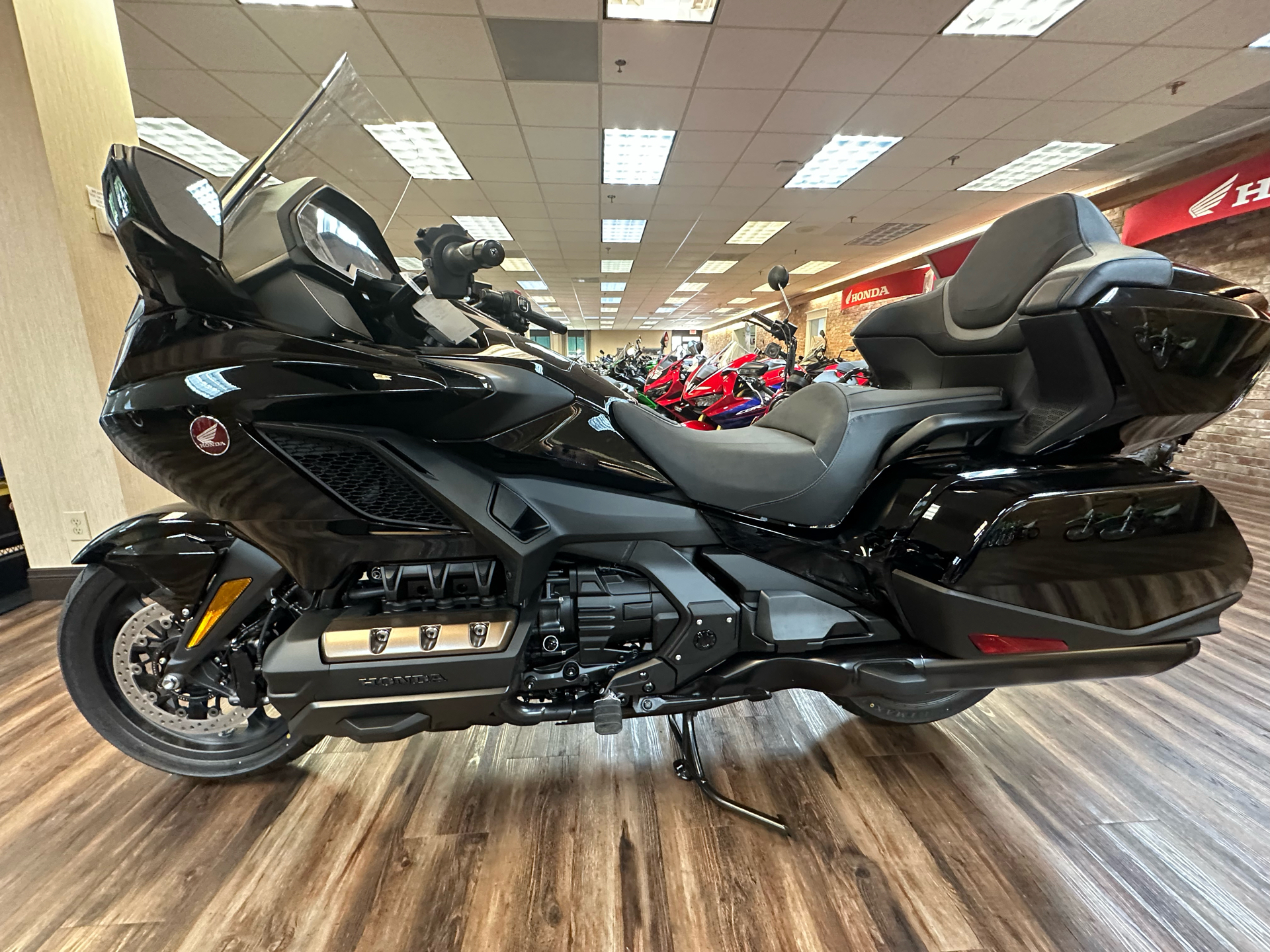 2023 Honda Gold Wing Tour Automatic DCT in Statesville, North Carolina - Photo 1