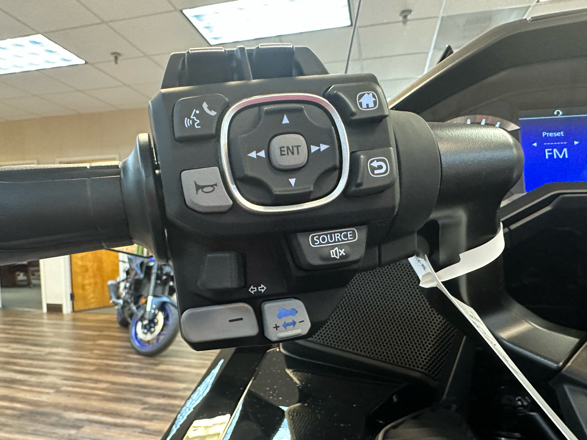 2023 Honda Gold Wing Tour Automatic DCT in Statesville, North Carolina - Photo 3