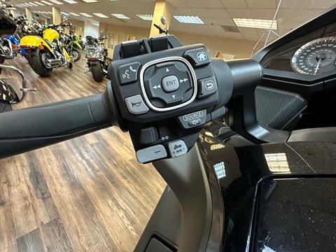 2023 Honda Gold Wing Tour Automatic DCT in Statesville, North Carolina - Photo 5