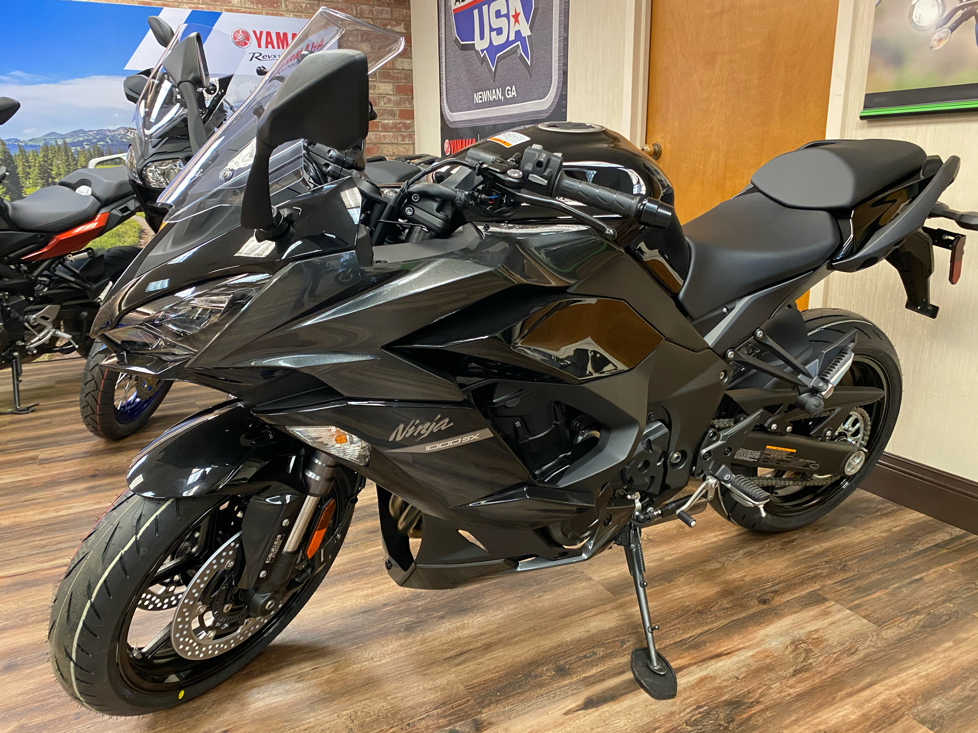 2021 Kawasaki Ninja 1000SX in Statesville, North Carolina - Photo 2