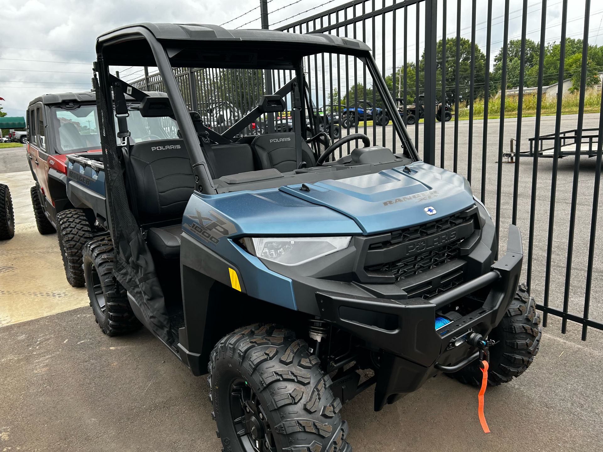 2025 Polaris Ranger XP 1000 Premium in Statesville, North Carolina - Photo 2