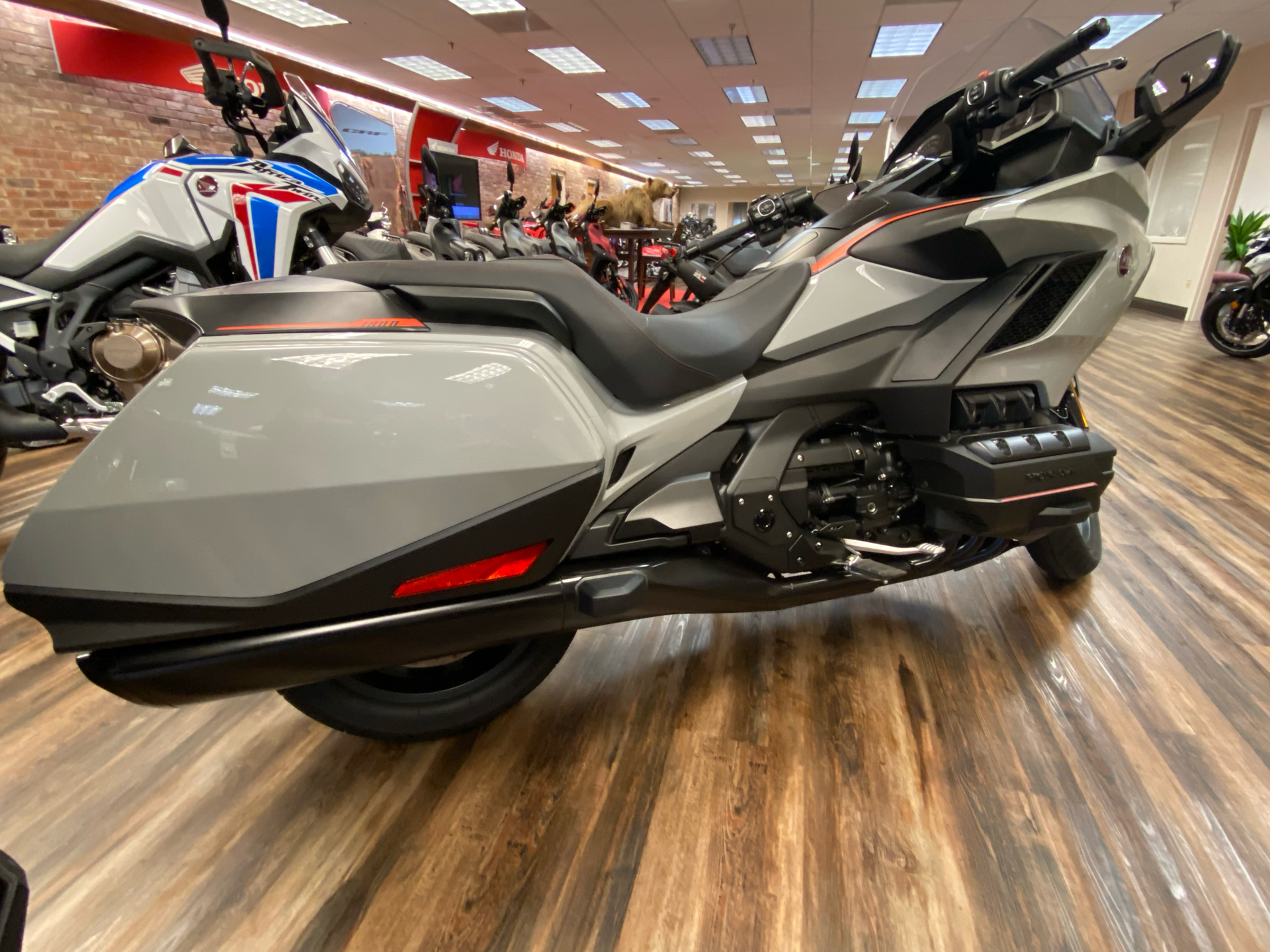 2021 Honda Gold Wing Automatic DCT in Statesville, North Carolina - Photo 8
