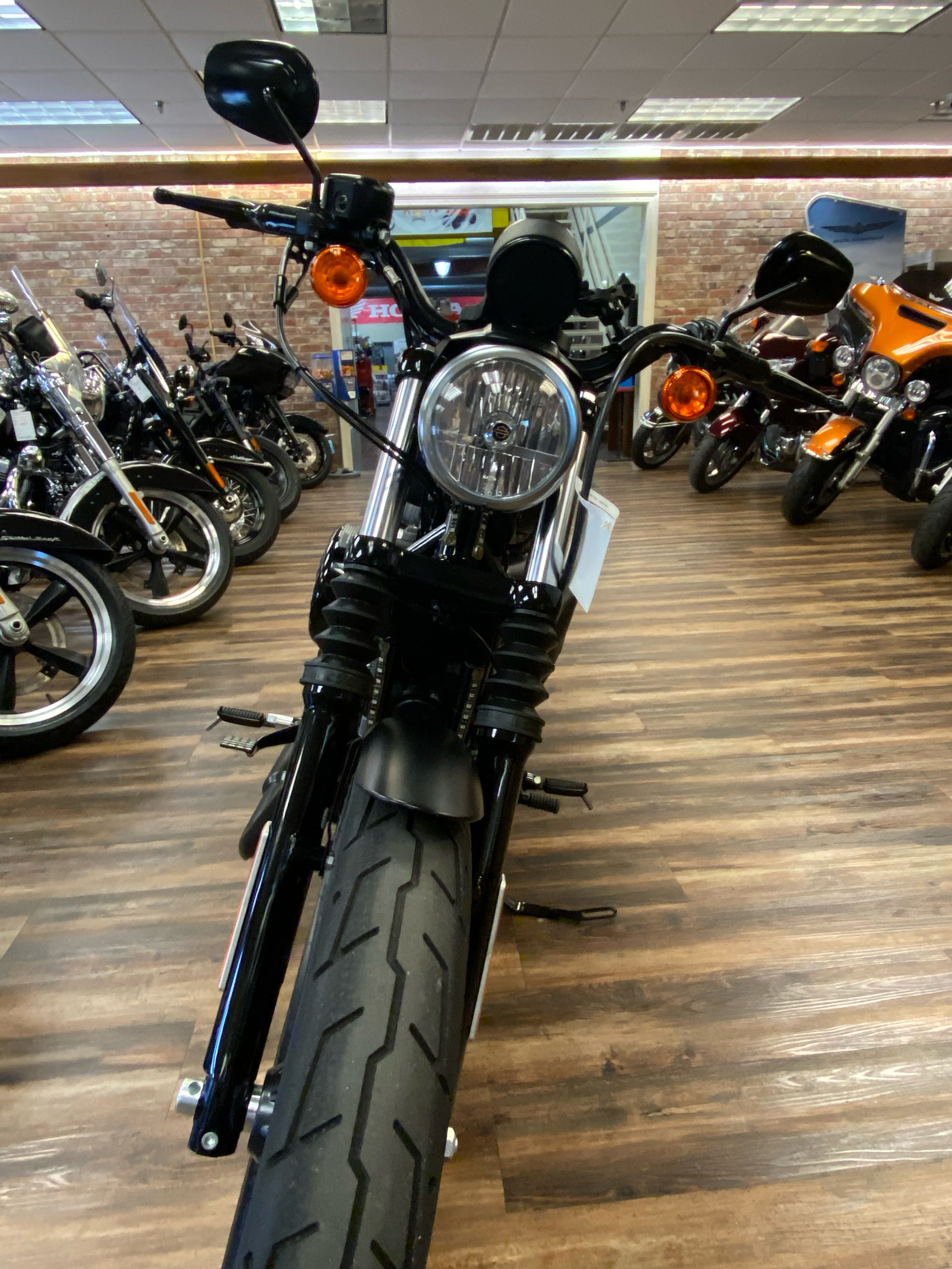 2018 Harley-Davidson Iron 883™ in Statesville, North Carolina - Photo 8