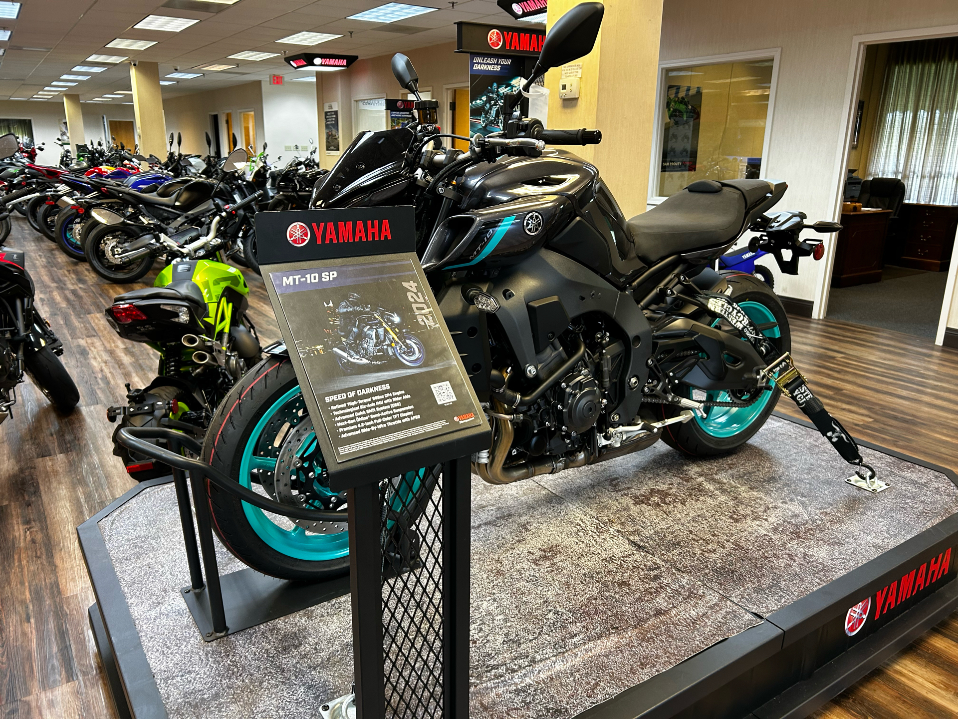 2024 Yamaha MT-10 in Statesville, North Carolina - Photo 8