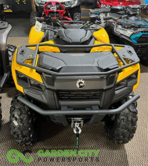 2024 Can-Am Outlander XT 700 in Garden City, Kansas - Photo 2