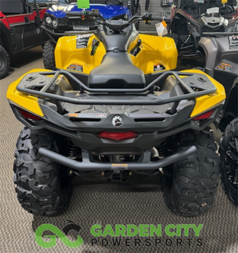 2024 Can-Am Outlander XT 700 in Garden City, Kansas - Photo 3