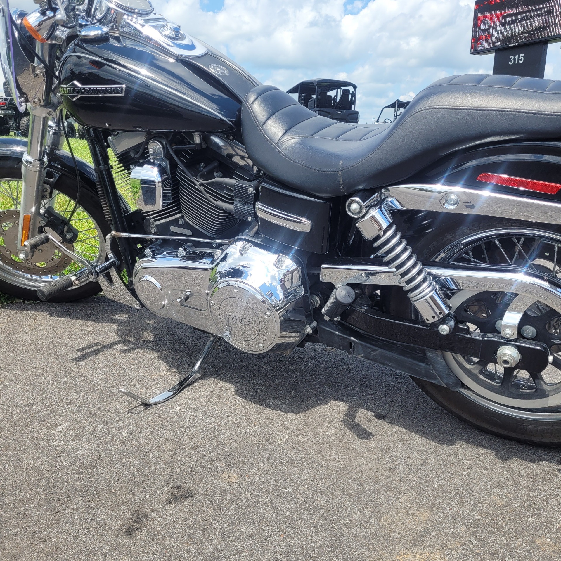 2014 Harley-Davidson Dyna® Super Glide® Custom in Elizabethtown, Kentucky - Photo 2