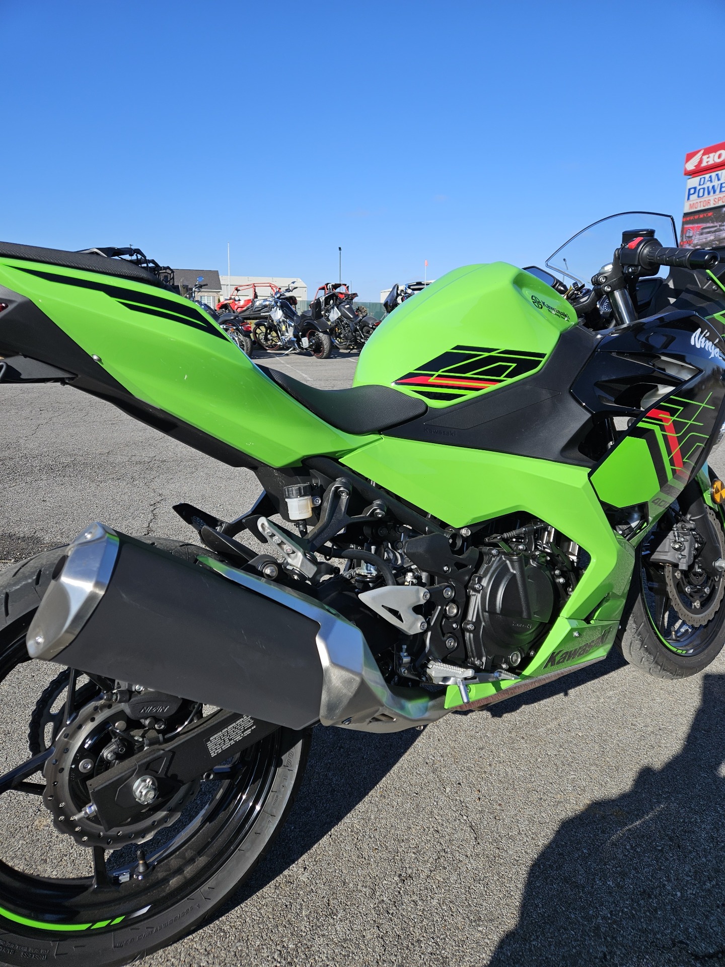 2023 Kawasaki Ninja 400 ABS in Elizabethtown, Kentucky - Photo 5