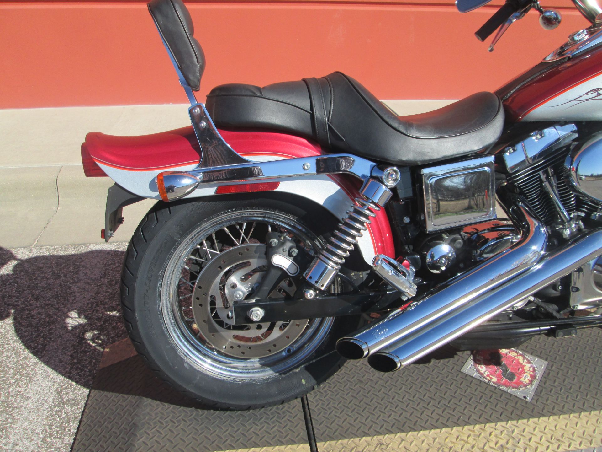 2005 Harley-Davidson FXDWG/FXDWGI Dyna Wide Glide® in Temple, Texas - Photo 7
